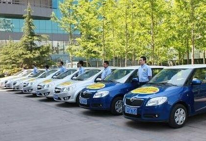 成都汽车租赁，保养工作要到位